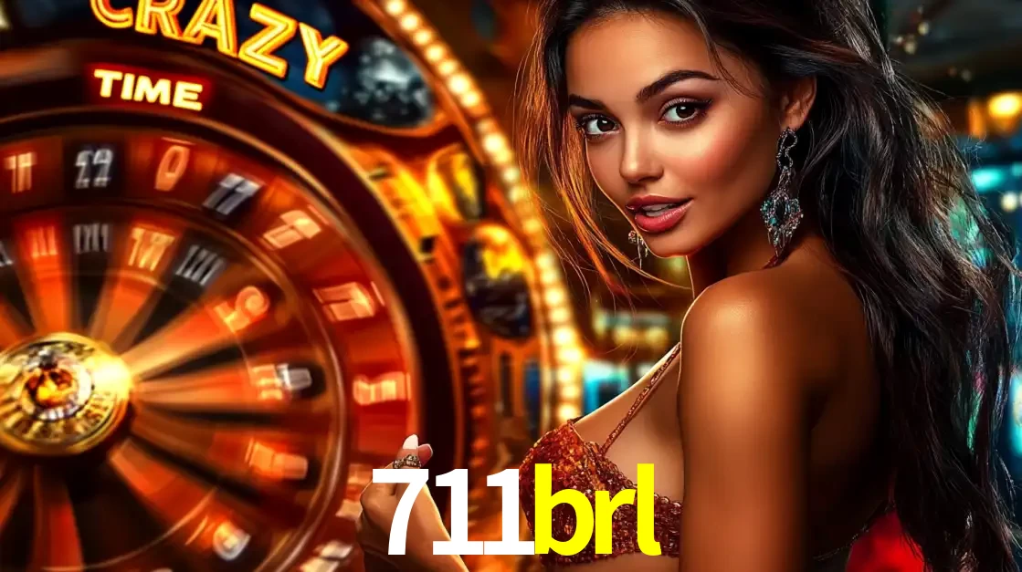 Mulher ao lado da roda de prêmios do jogo de cassino ao vivo Crazy Time, um dos shows de jogos mais emocionantes oferecidos pela plataforma de apostas 711brl.